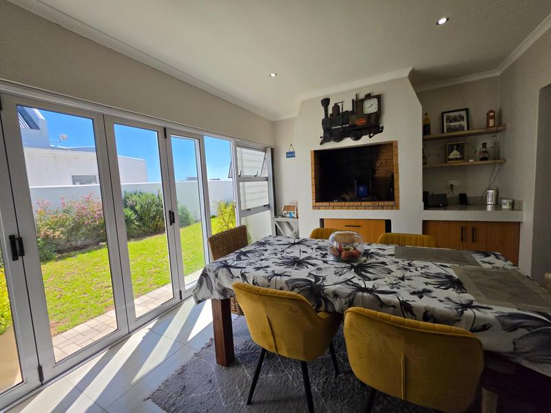 3 Bedroom Property for Sale in Lampiesbaai Western Cape